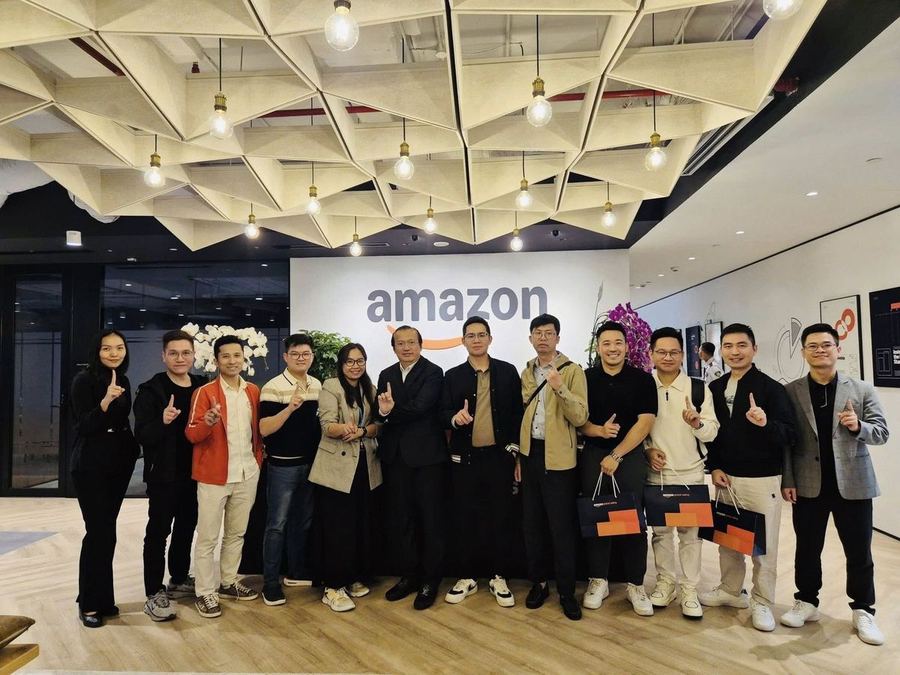 Visiting the Amazon office